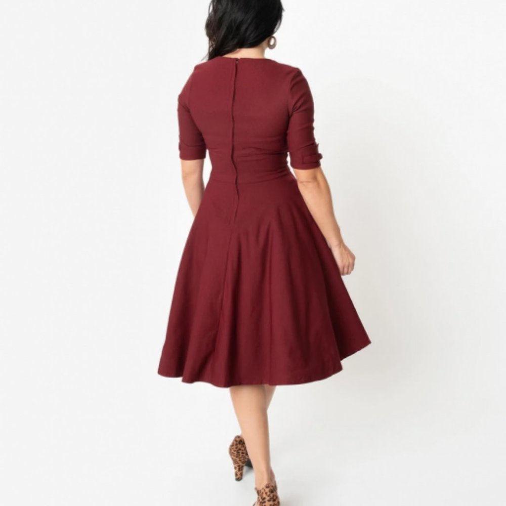 NWT Size XL/14 Unique Vintage Delores Swing Dress with Sleeves in Eggplant - Picture 2 of 9